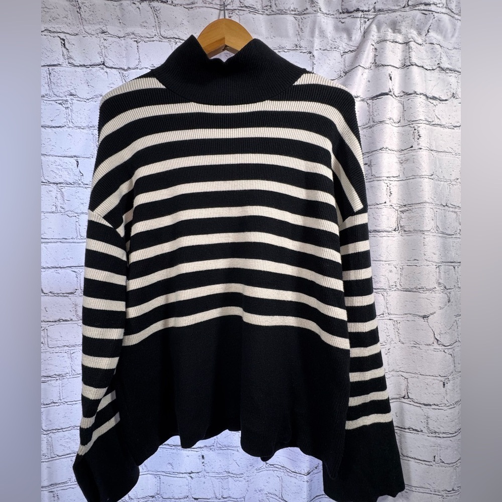 NA-KD striped sweater! L/XL
